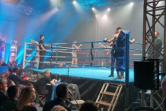 Arthur Klopp, dans le coin bleu